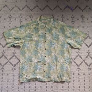 Tommy Bahama Green and Blue Floral Casual Button Down Shirt XL 100% Silk